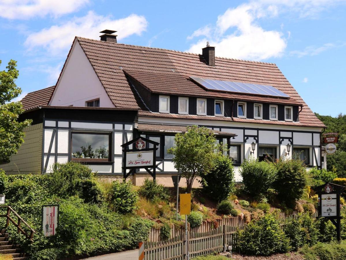 Gasthof "Zum Burghof" Medebach Bagian luar foto